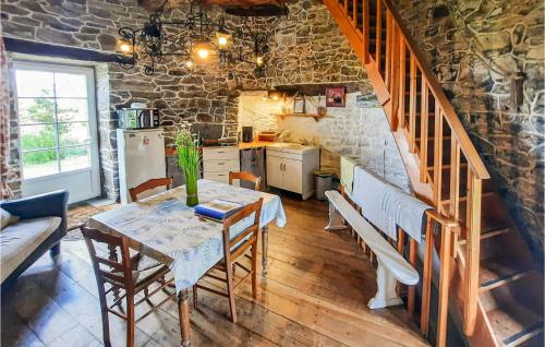 Cherrueix House | Beautiful Home In Cherrueix