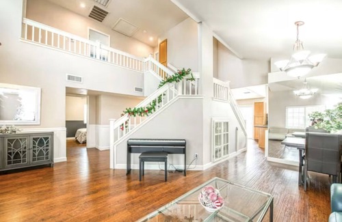 Clovis House | Beautiful Home in Clovis 5BD 3BA in proximity to Yosemite Park