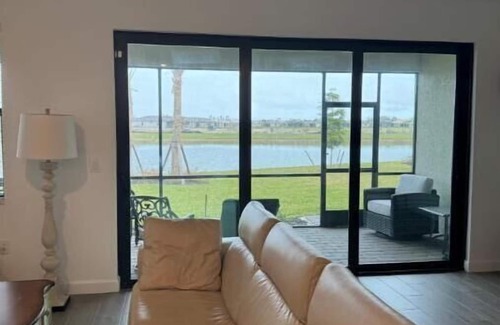 Estero House | Beautiful home in Estero Florida. Just north of Naples. In safe gated community.