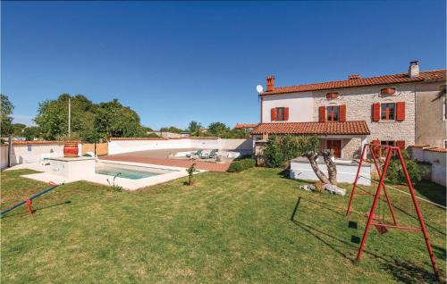 Hrboki House | Beautiful Home In Hrboki With Wifi