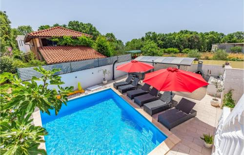 Kavran House | Beautiful Home In Kavran With Kitchen