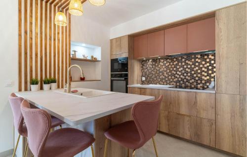 Marignane House | Beautiful Home In Marignane With Wifi