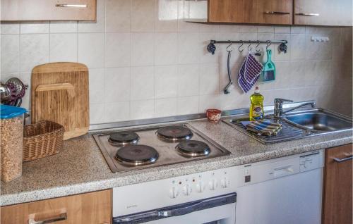 Roggentin House | Beautiful Home In Mirow Ot Qualzow