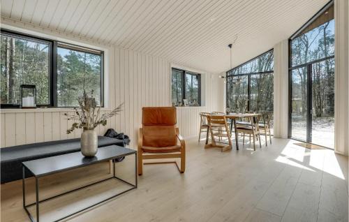 Bedegaard House | Beautiful Home In Nexø With Kitchen