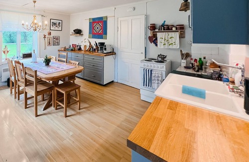 Kil House | Beautiful home in Gunnarsbytorp with sauna