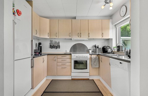 Store Kongsmark House | Beautiful home in Slagelse with kitchen