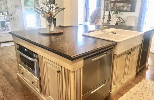 Greensboro House | Beautiful home in upscale quiet neighborhood