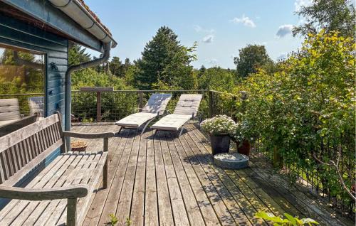 Holloselund House | Beautiful Home In Vejby With Wifi