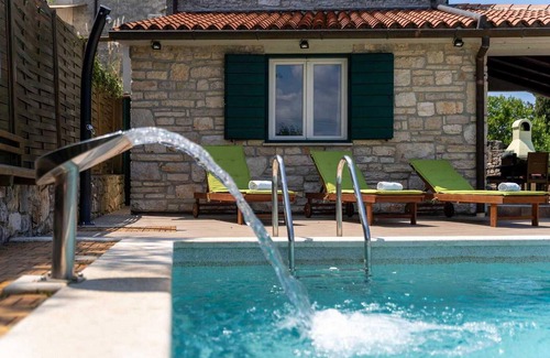 Strpacici House | Beautiful home in Visnjan
