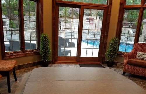 Delafield House | Beautiful Home located in the heart of Lake Country