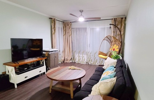 McCully - Moiliili Apartment | Beautiful Home near Waikiki, w/Car Rental and On-site Parking (4 Guests Max)