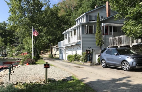 Oxford House | Beautiful home on Thompson Lake Children welcome. Dogs welcome with a fee.