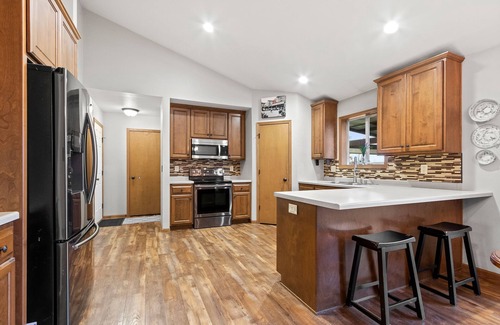 De Pere House | Beautiful home only 15 minutes from Lambeau Field