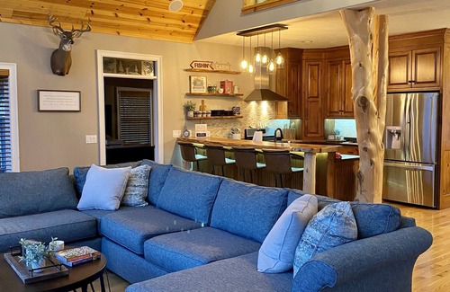 Norfork House | Beautiful home overlooking the river. Rivers, lake, hiking, off-roading nearby.