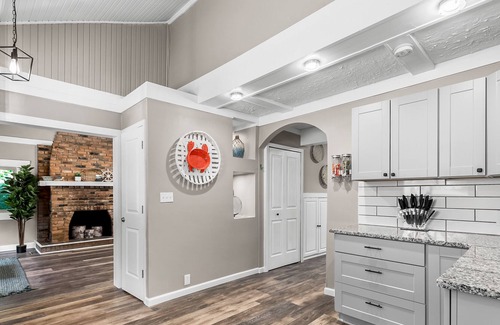 Lake Orion House | Beautiful Home w/ Lake Access