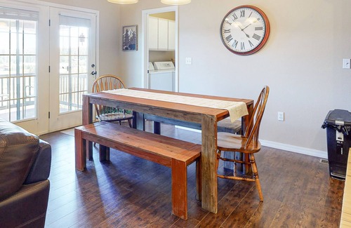 Pagosa Highlands House | Beautiful home with mountain view, fireplace, game room, balcony, & washer/dryer