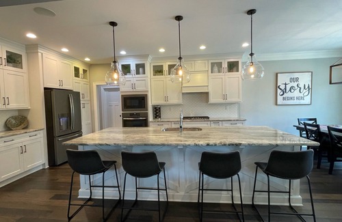 Buechel House | Beautiful home with pool & home gym! Just 20 min to KY Derby!