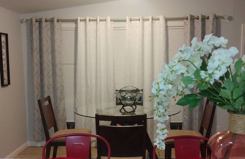 Windsor Forest House | beautiful home with a lot place to create go memories with your family an friend