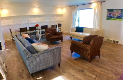 Burley House | Beautiful home with studio apartment