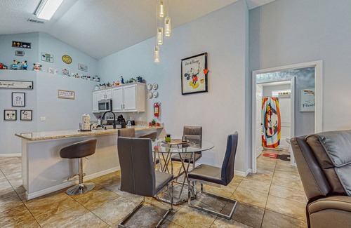 Haines City House | Beautiful home with private pool and space for the whole family