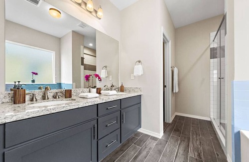 West Livingston House | Beautiful home with lake views and in-ground pool