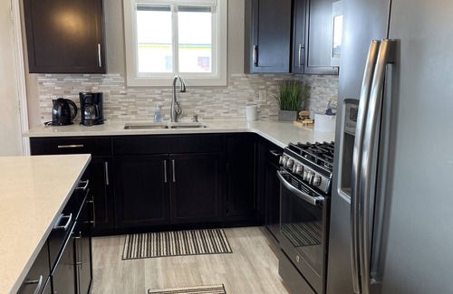 Homer Apartment | Beautiful Homer Spit Vacation Rental Overlooking Harbor
