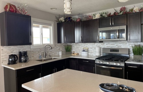 Homer Apartment | Beautiful Homer Spit Vacation Rental Overlooking Harbor