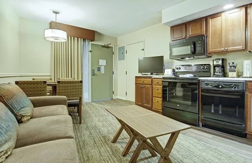 Historic Downtown Durango Apartment | Beautiful Hotel in Durango 1BD