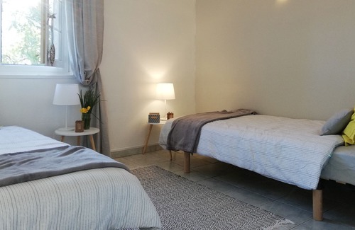 Charmes-sur-Rhone House | Beautiful house in the heart of the Menafauries