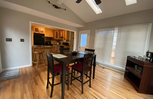 Marietta House | Beautiful House 4 ENTIRE Family near Suntrust Park