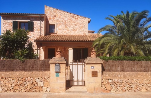 Cala Llombards House | beautiful house for 6 people, pool, A/C, W-LAN, near the beach