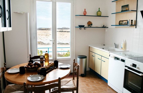 Plouguerneau Ski Chalet | Beautiful house for 8 on Kervenni beach