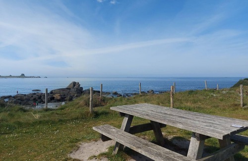 Plouguerneau Ski Chalet | Beautiful house for 8 on Kervenni beach