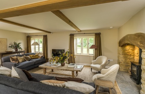 South Cadbury House | Beautiful House & Garden in Heart of Somerset