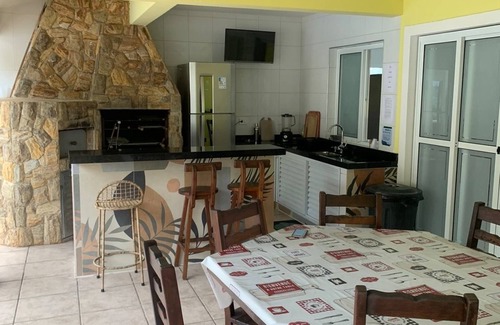 Balneario Mogiano House | Beautiful house in the condominium morada da praia Bertioga