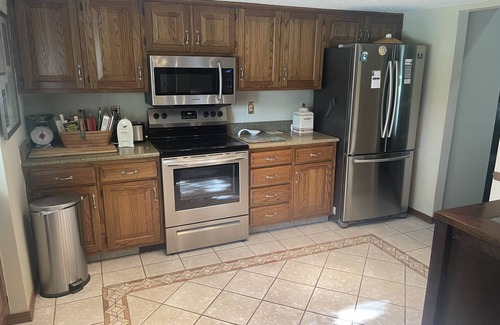 Westside House | Beautiful House in Jacksonville with Heated Pool