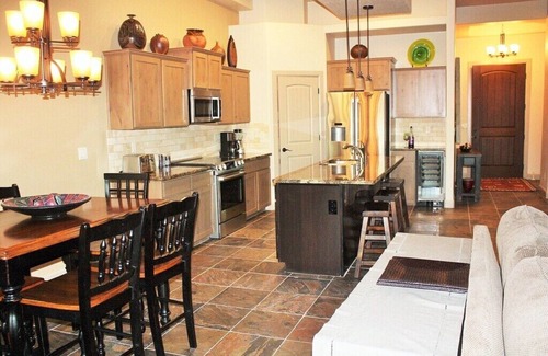 Mesquite Condo | Beautiful House on a Golf Course