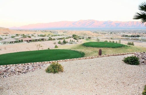 Mesquite Condo | Beautiful House on a Golf Course