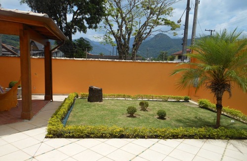 Ipiranga House | Beautiful house p Familia Caraguatatuba Martin de Sá