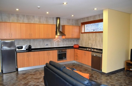 Guilhofrei House | Beautiful House with Pool | Ermal, Vieira do Minho