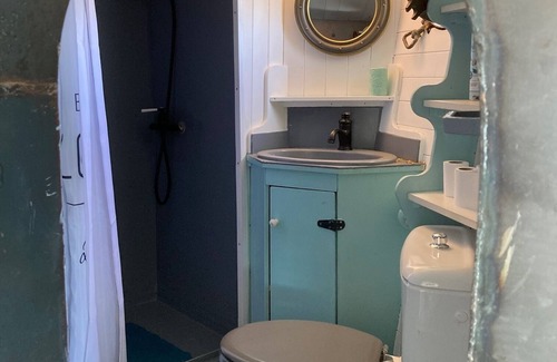 Avignon Boat Rental | Beautiful Houseboat in l