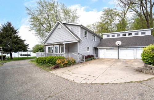 Dowagiac House | Beautiful Indian Lake home with amazing lake views!