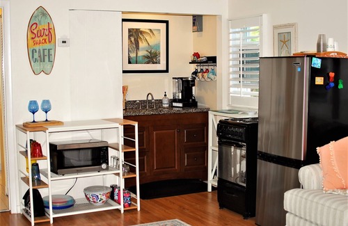 Fort Pierce Shores Apartment | Beautiful Island Suite! Secluded beach! Pool!