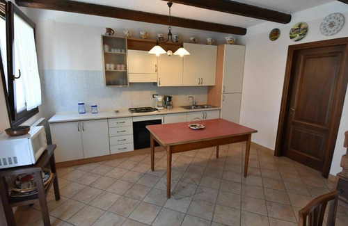 Ariano nel Polesine House | Beautiful apartment in villa for 9 people with pool, A/C, WIFI, TV, patio and parking