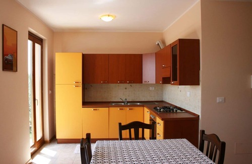 Marciano della Chiana Apartment | Beautiful apartment for 6 people with A/C, pool, TV, terrace and parking, close to Arezzo