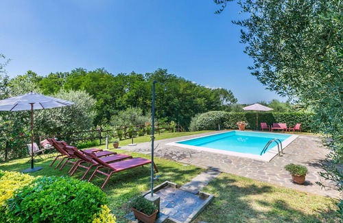 Santa Maria a Monte House | Beautiful private villa for 6 people with WIFI, A/C, private pool, TV and patio