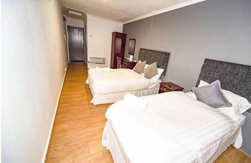 Papworth Everard House | Beautiful Iway Inn hotel