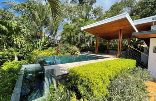 Mal Pais House | Beautiful Jungle Casita with plunge pool, Yoga/chill deck - stunning beach views