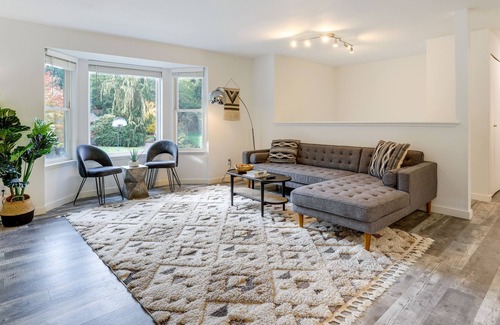 Kenmore House | Beautiful Kenmore Retreat Near Marina & Beach!