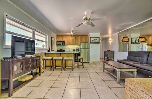 Kihei Apartment | Beautiful Kihei Condo - Walk to the Beach!